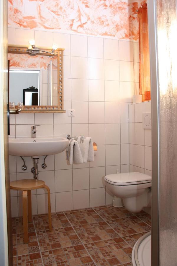 Gaestehaus Elisabeth Poppenhausen Exteriör bild