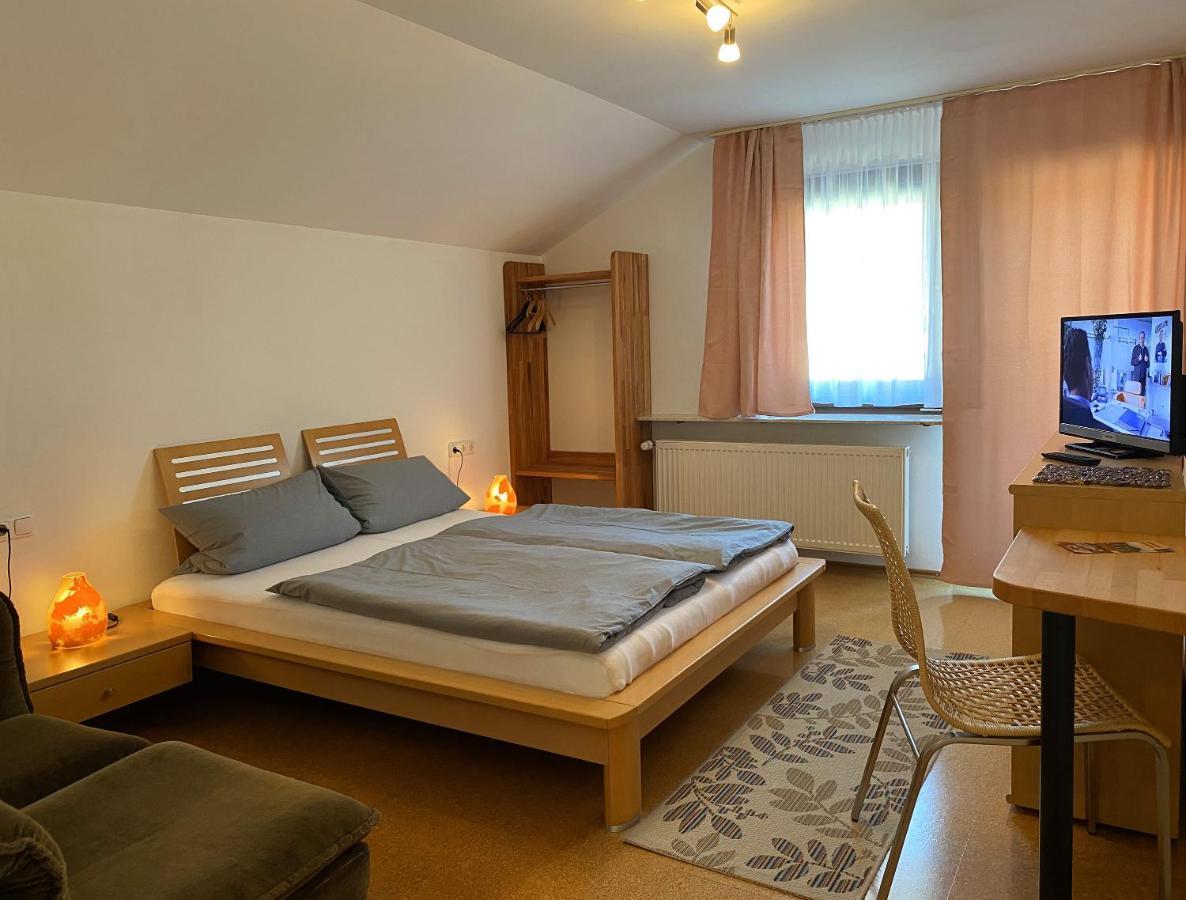 Gaestehaus Elisabeth Poppenhausen Exteriör bild